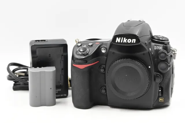 Nikon D700 12.1MP Digital SLR Camera Body #690