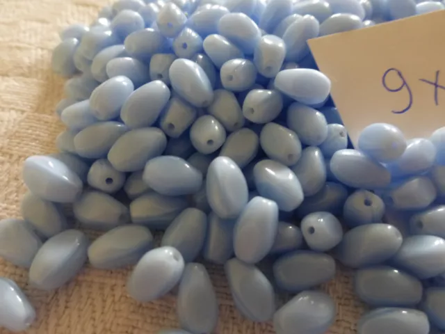 petit lot 60 perle en verre anciennes  9 x 5 mm bleu pastel 2