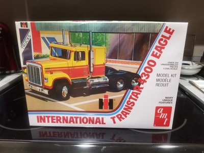 AMT Ertl International Transtar 4300 new and sealed 1/25