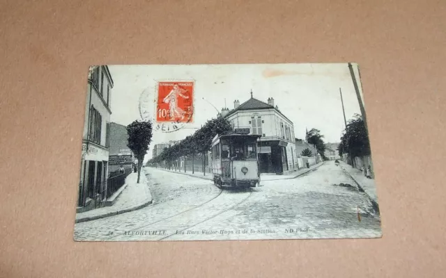 CPA Alfortville Les rue Victor Hugo et de la station - tramway - military card