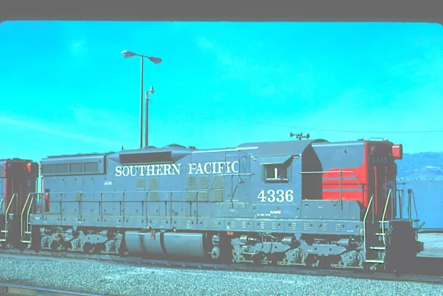 SP 4336 SD-9, Ashland, OR, 03/86; Kodachrome Original