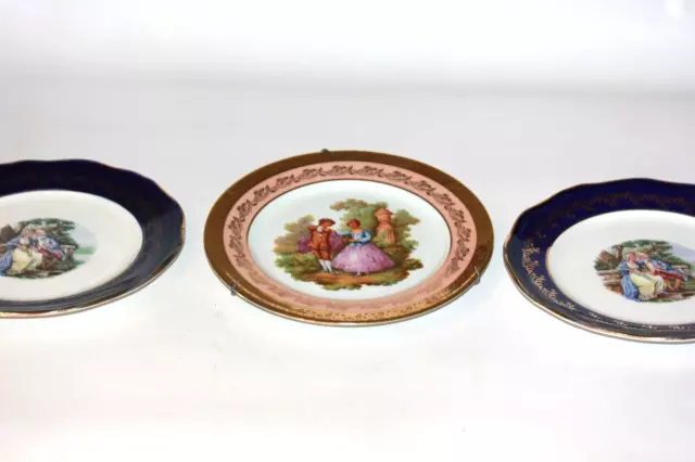 Lot De 3 Assiettes Décoratives En Porcelaine