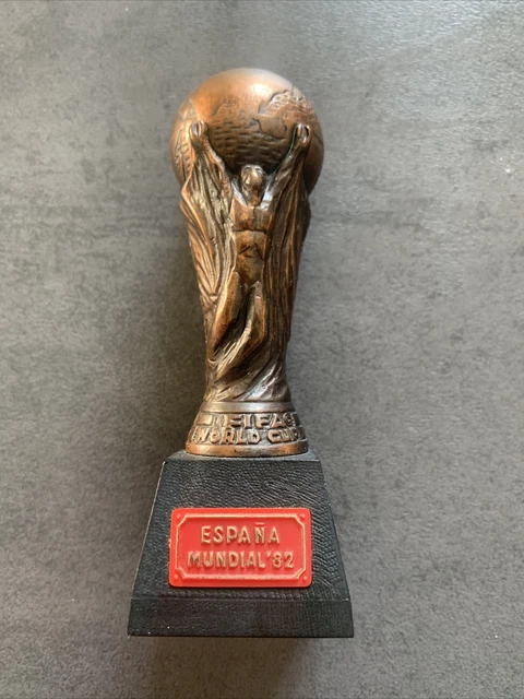 Trophée coupe du monde football 1982