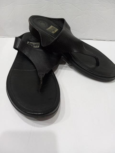 Fitflop Women's Size 8 Black Slip-on Thong Sandals