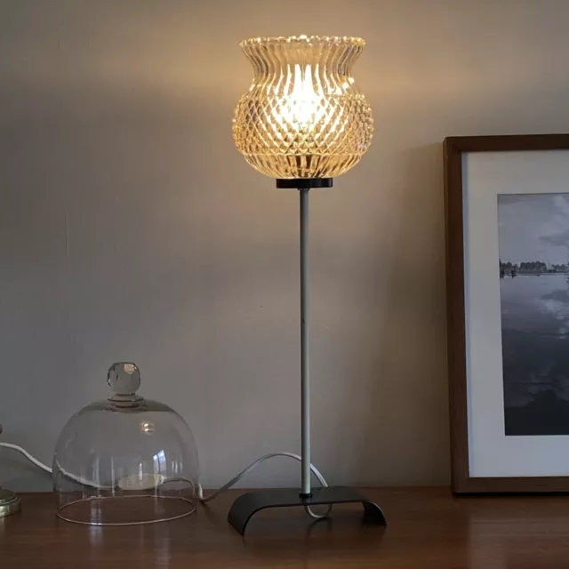 Grande lampe à poser en métal et globe en verre épais couleur ambre LAMP-7144