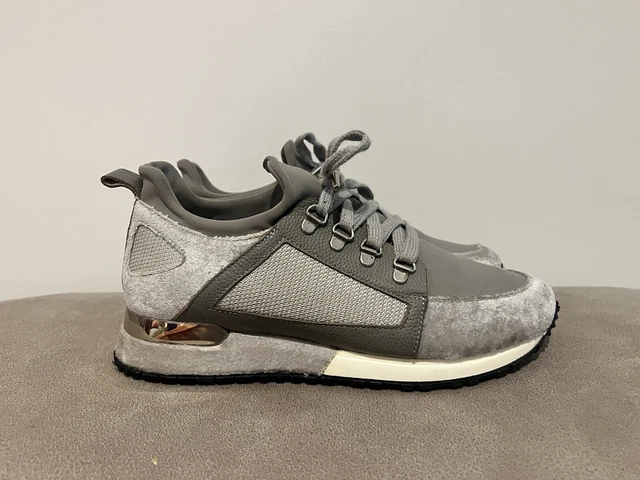 Designer trainers deals black