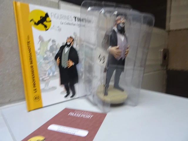 EN VOITURE TINTIN Les Cigares du Pharaon éd Moulinsart 1/43 Ambulance