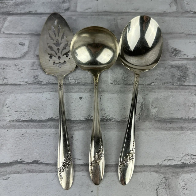 ONEIDA COMMUNITY SILVER QUEEN BESS II Tudor Silverplate Serving Set of ...