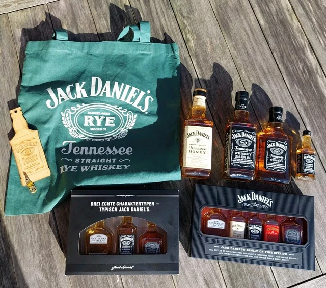LOT COFFRETS, BOUTEILLES et Goddies Jack Daniel's EUR 90,00