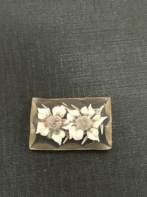 Broche De Deuil Ancienne En Lucite Avec Fleurs – Style Art Déco, Occasion