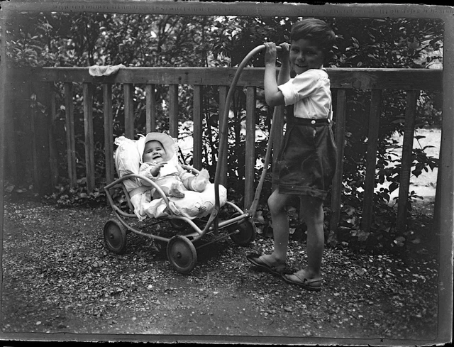 Antique Glass Negative Family Portrait Plate Children's Pram Toulon