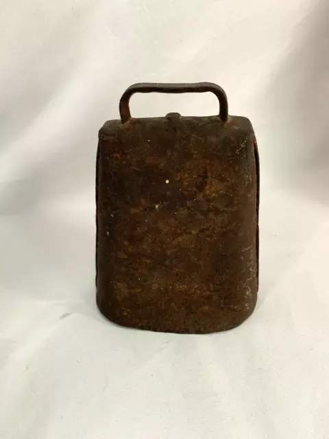 Vintage Rustic Farmhouse Decor Large Metal Cow Bell with clapper Rusted Patina