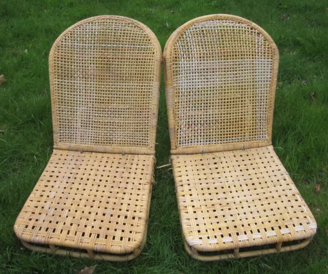 Pair of vtg woven rattan / wicker folding chairs for beach, fishing, canoe, lawn