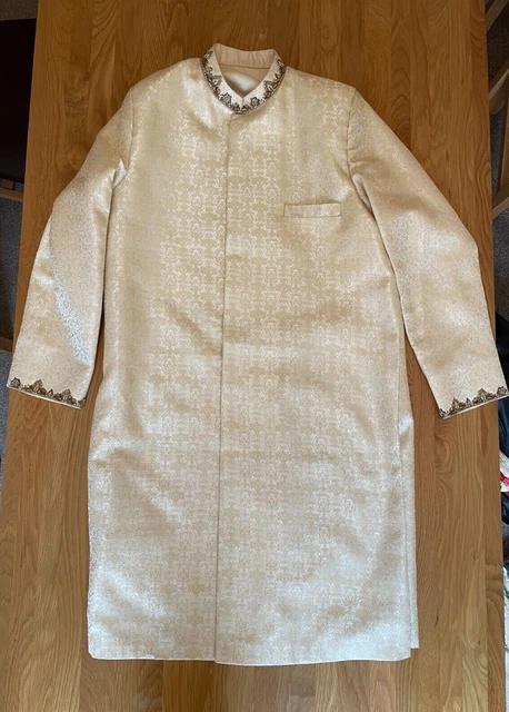 Mens Gold Pattern Design Sherwani Indian Suit With Churidar & Shoes - Size M