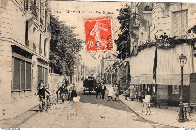 S5720 cpa 94 Champigny - la Rue Mignon