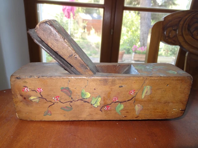 N°185 OLD TOOL plane, OUTIL ANCIEN, vieux rabot en bois Cintré de