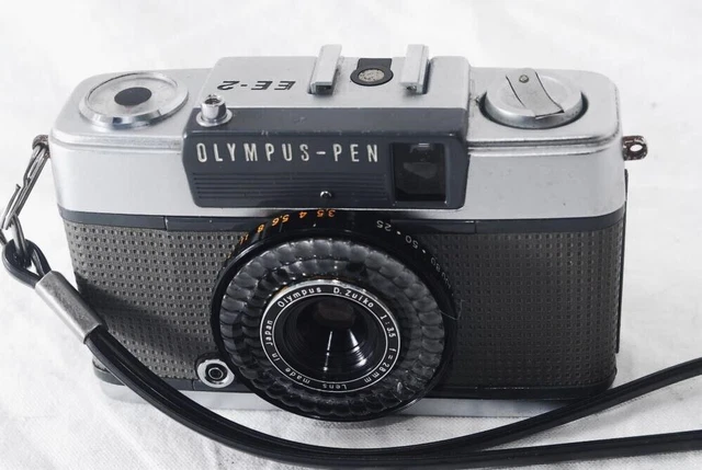 MegaGear Ever Ready MG1864 Demi-étui en Cuir véritable pour Appareil Photo Olympus Om-D E-M5