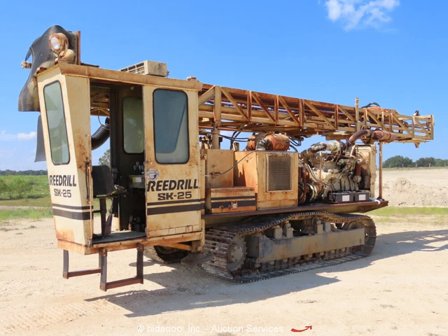 Reedrill SK-25 Rotary Hydraulic Rock Drill Blasthole Drilling Rig Track