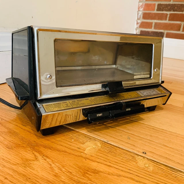 General Electric Toast-R-Oven Model T93 Vintage Antique GE Toaster Oven General Electric Toast-R-Oven Model T93 Vintage Antique GE Toaster Oven