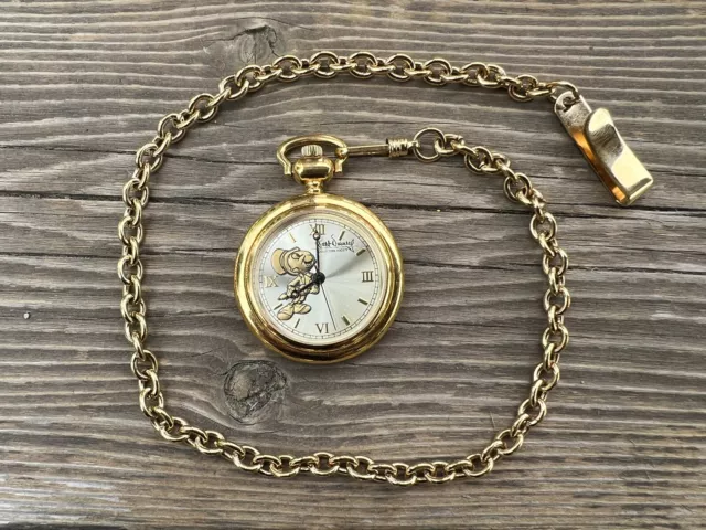 Walt Disney Jiminy Cricket Pocket Watch Collectors Society Fossil Limited Editio Walt Disney Jiminy Cricket Pocket Watch Collectors Society Fossil Limited Editio