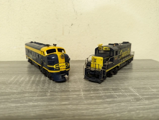 Lot of 2 TYCO MANTUA HO SCALE SANTA FE PACIFIC 5628 4015 Locomotive train Model