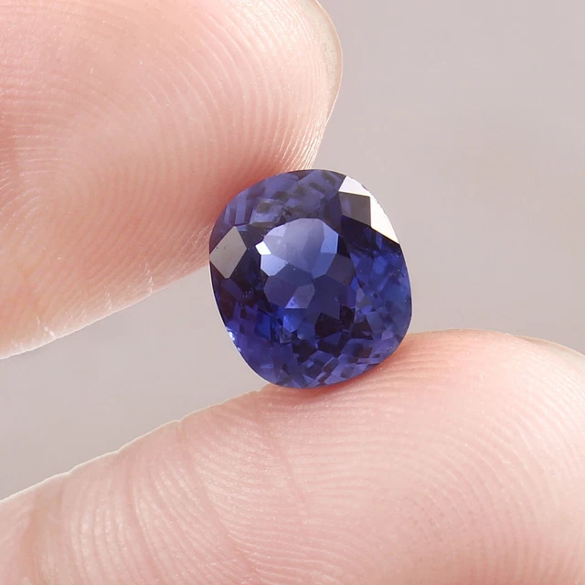 Saphir Bleu Naturel De Ceylan 8.35 Ct - Non Chauffé - Certifié GDL - 13x11 Mm Ovale