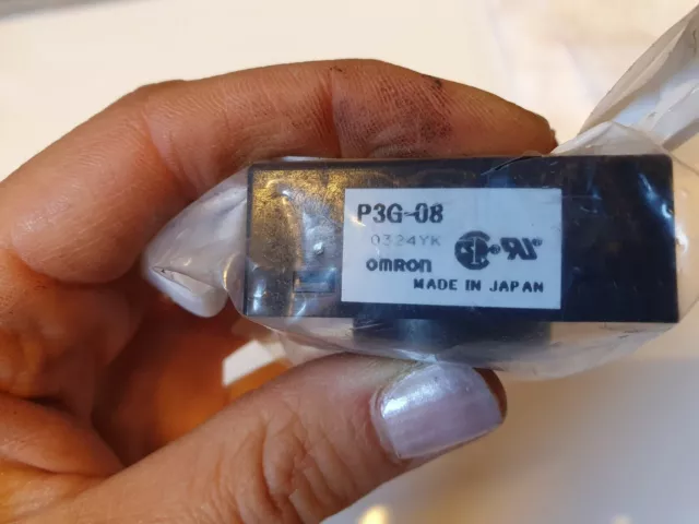 OMRON P3G-08 Posteriore Montaggio Timer Tachimetro Relé