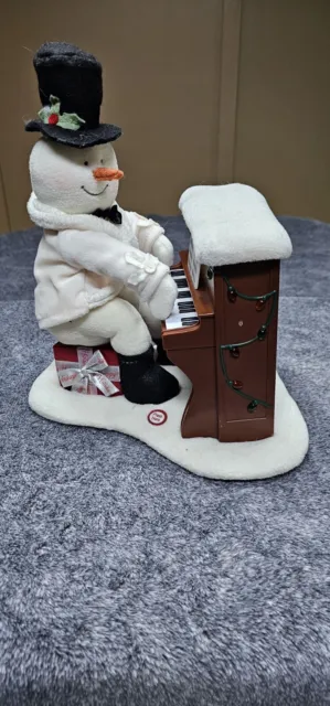 Hallmark Jingle Pals Plush Piano Playing Singing Snowman 2005 Frosty