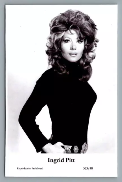 Ingrid Pitt (C) Swiftsure 2 Postcards year 2000 modern print 323/48 & 323/58