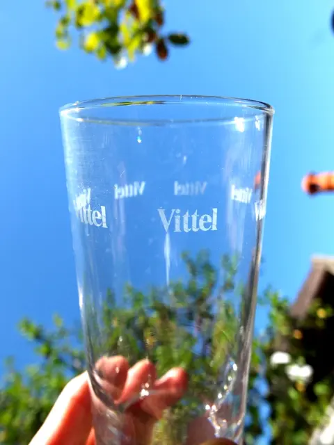 VITTEL Eau minérale  / Les 6    verres à eau  NEUFS dans leur boite