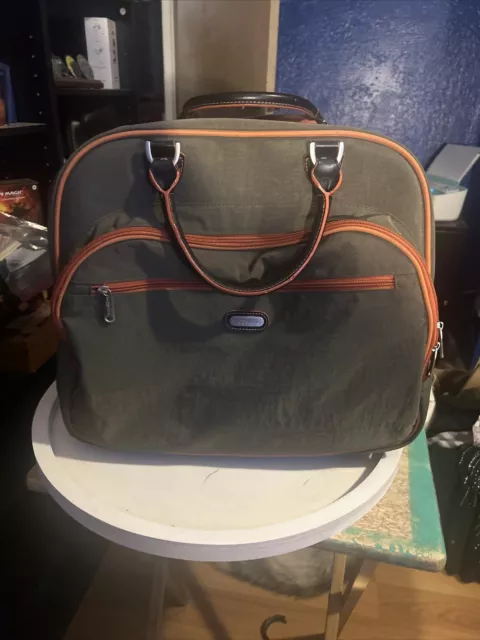 BAGGALLINI olive Orannylon TRAVEL Bsuitcase LUGGAGE ROLLING CARRY ON  laptop bag