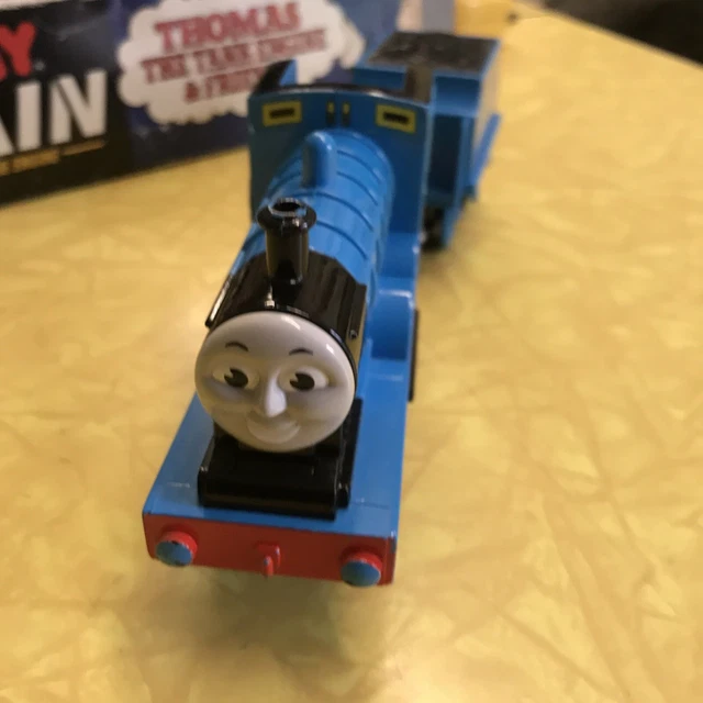 TOMY TRACKMASTER THOMAS the tank engine battery train edward & linked