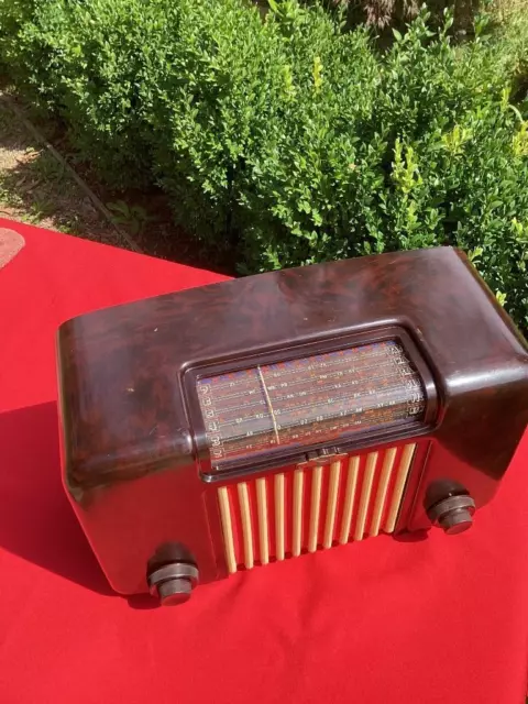 Collectable Vintage Brown Bakelite Healing Valve Radio 2