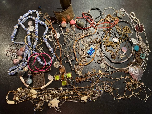 Lot De Bijoux Fantaisie Vintage - Occasion Très Bon état, Mélangé