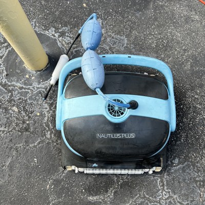 maytronics dolphin nautilus cc plus robotic pool cleaner