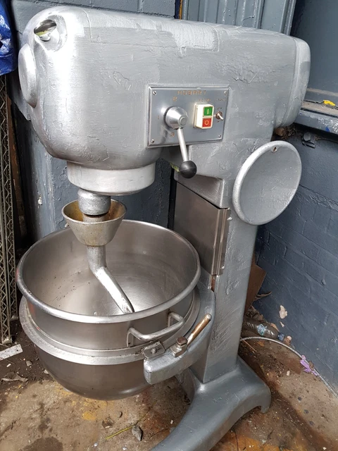 Hobart 3 phase  SE601 60 qt planetary   dough mixer 450v  + bowl/hook