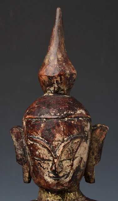 18th Century, Shan, Antique Tai Lue Burmese Wooden Seated Buddha 2