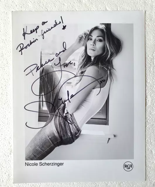 Nicole Scherzinger 20x25 cm autograph hand signed