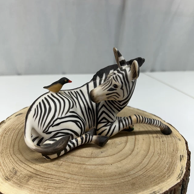 Franklin Mint Porcelain Zebra with Bird  Happy Landing  1986 Wildlife Federation