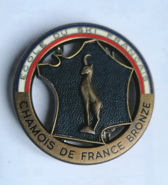 MÉDAILLE INSIGNE LE CHAMOIS DE FRANCE ESF ECOLE DU SKI modèle 1945 EUR