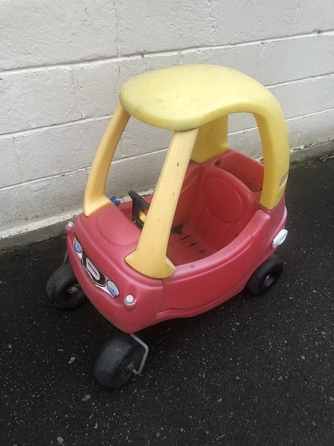LITTLE TIKES CAR Older Model Good Used Condition Needs Clean