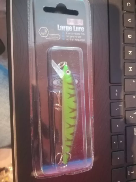 Gone Fishing - Highly Attractive 10cm  Large Lure (NEW)