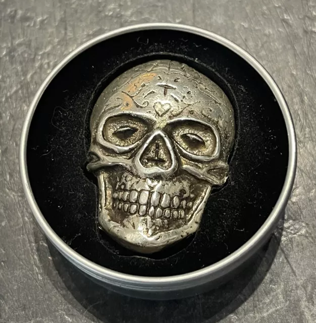 Solid Silver Skull in Gift Tin - Bullion Silver 999fs  35g
