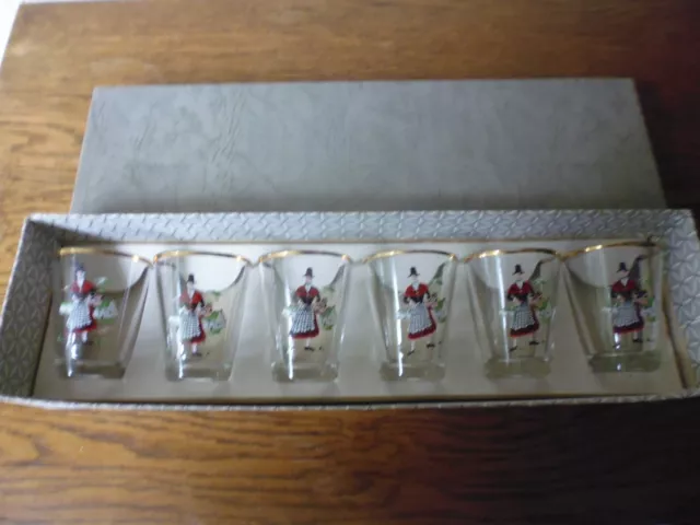 Welsh Lady vintage boxed shot tot glasses Set 6