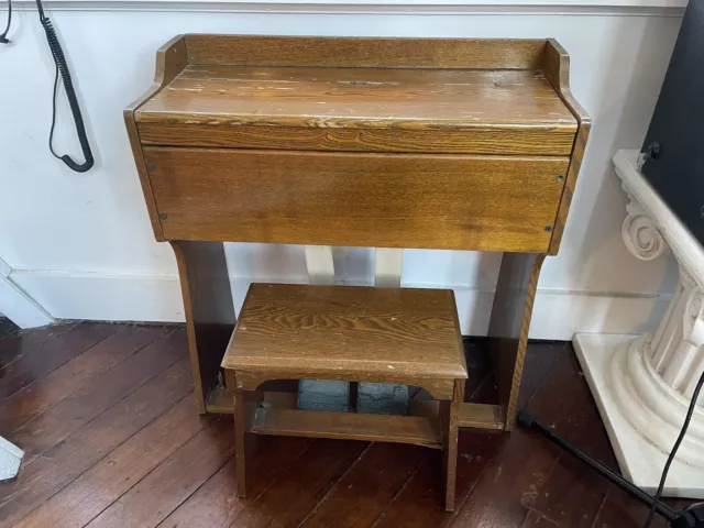 Antique Pearl River Organ
