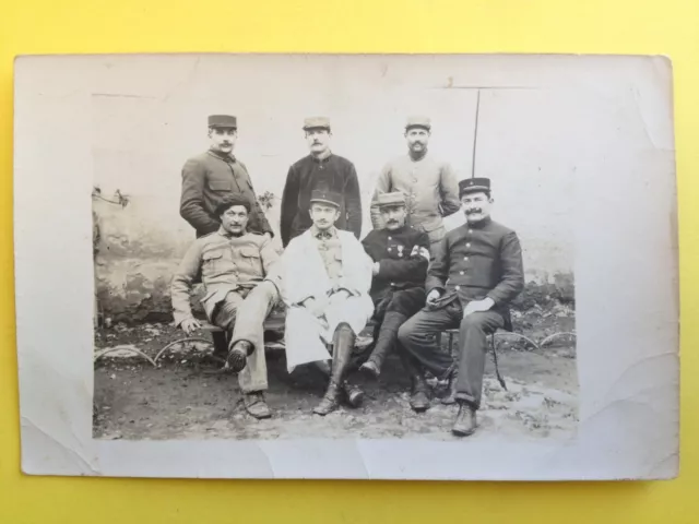 Carte Postale Photo Guerre Service MILITAIRES SOLDATS Uniforme du 4 ème Régiment