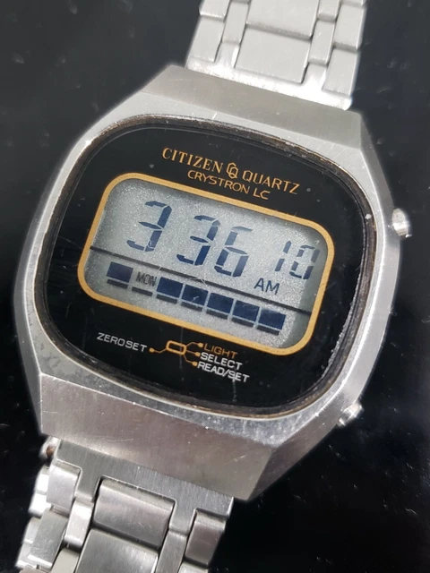 Citizen Crystron 50-1310 Quartz LCD  Collectible Vintage Watch
