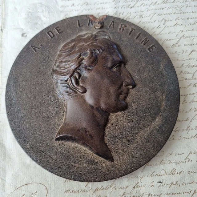 MÉDAILLON EN BOIS DURCI MOZART PROFIL HOMME XIXe MUSIQUE MUS