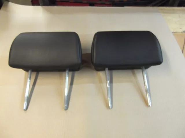 Ford Mondeo Mk3 2001-2007 Rear Black Leather Pair Head Rests Estate Hatchback