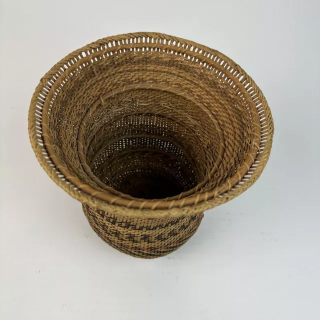 Vintage Yekuana Basket Amazon Venezuela ￼Woven Flare Shape Wiwal Decor 2